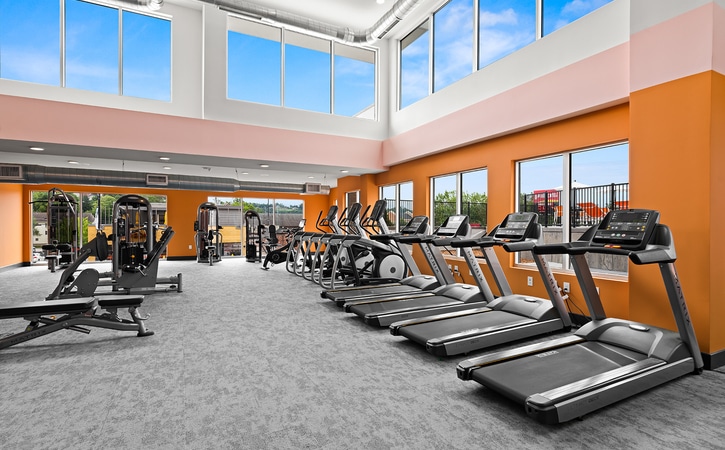 nova knoxville formerly aspen heights knoxville off campus apartments near the university of tennessee knoxville 24 hour fitness center cardio machines